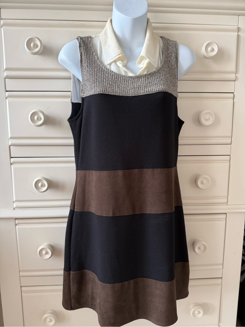 Astar- Sleeveless Colorblock Shift Dress - Black & Brown